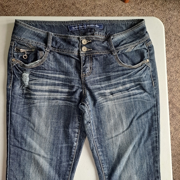 Almost Famous Premium Skinny Jeans - Picture 3 of 6